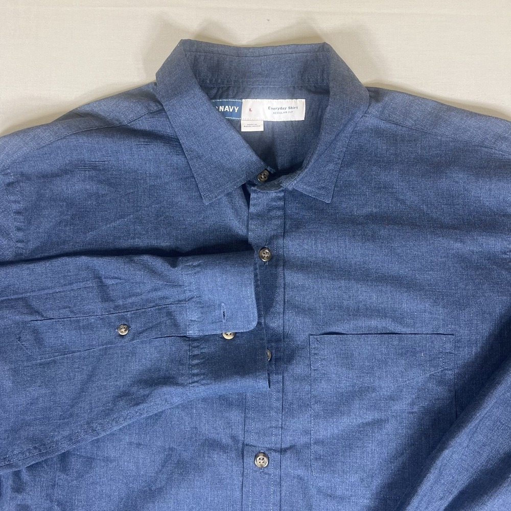 Old Navy Mens Large Chambray Button Up Shirt Blue Long Sleeve